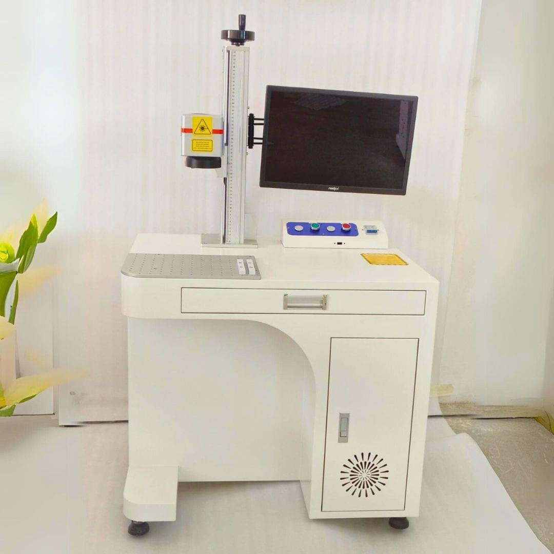 Desktop type laser marking machine